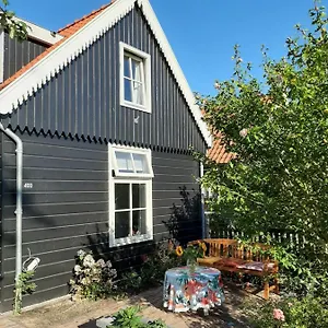 ** Bed & Breakfast Tulp Noord Nederland