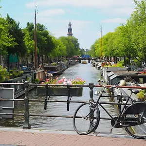 *** Bed & Breakfast New! 2024 - The Canal Bridge Nederland